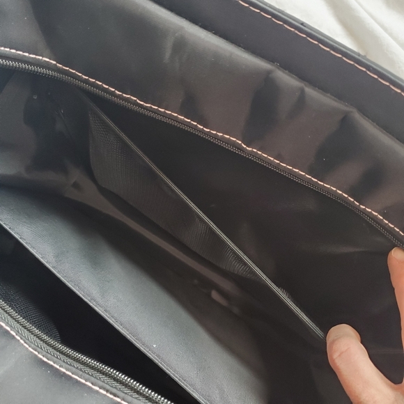 New Mary Kay Zippered Quilted Tote Travel Cosmetic Bag - Picture 8 of 13